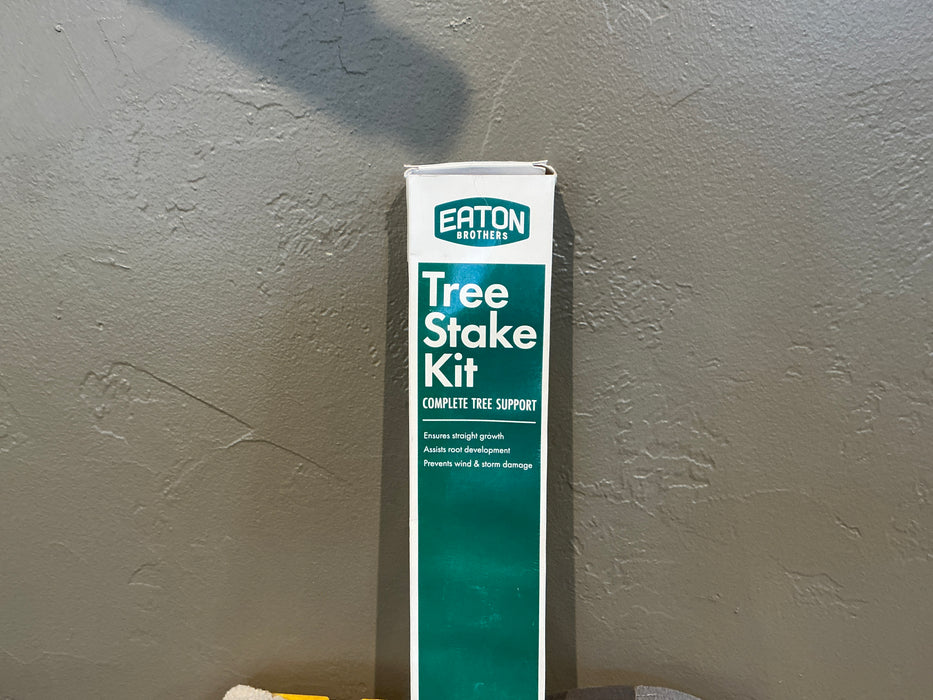 Eaton Bros. Tree Stake Kit